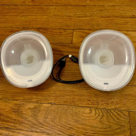 Lansinoh Discreet Duo Wearable Pump - Picture 3 of 7